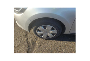 Feu arriere secondaire gauche (feux) RENAULT CLIO 4 Photo n°20