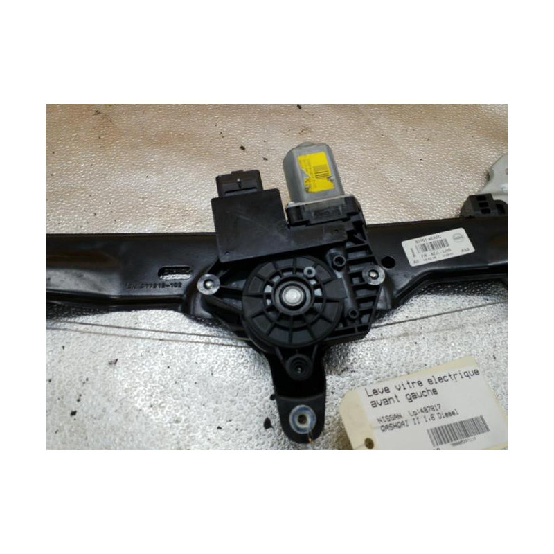 Leve vitre electrique avant gauche NISSAN QASHQAI 2 Photo n°1