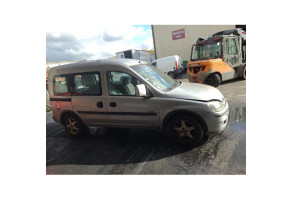 Feu arriere principal gauche (feux) OPEL COMBO C Photo n°9