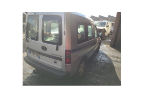 Feu arriere principal droit (feux) OPEL COMBO C Photo n°16