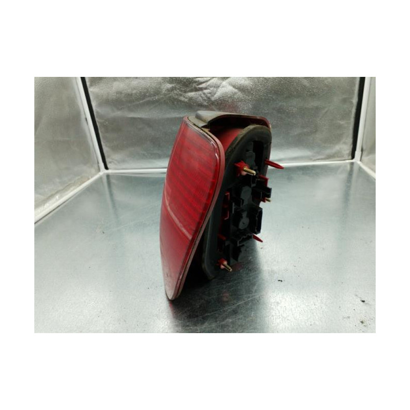 Feu arriere principal droit (feux) VOLKSWAGEN POLO 3 Photo n°1