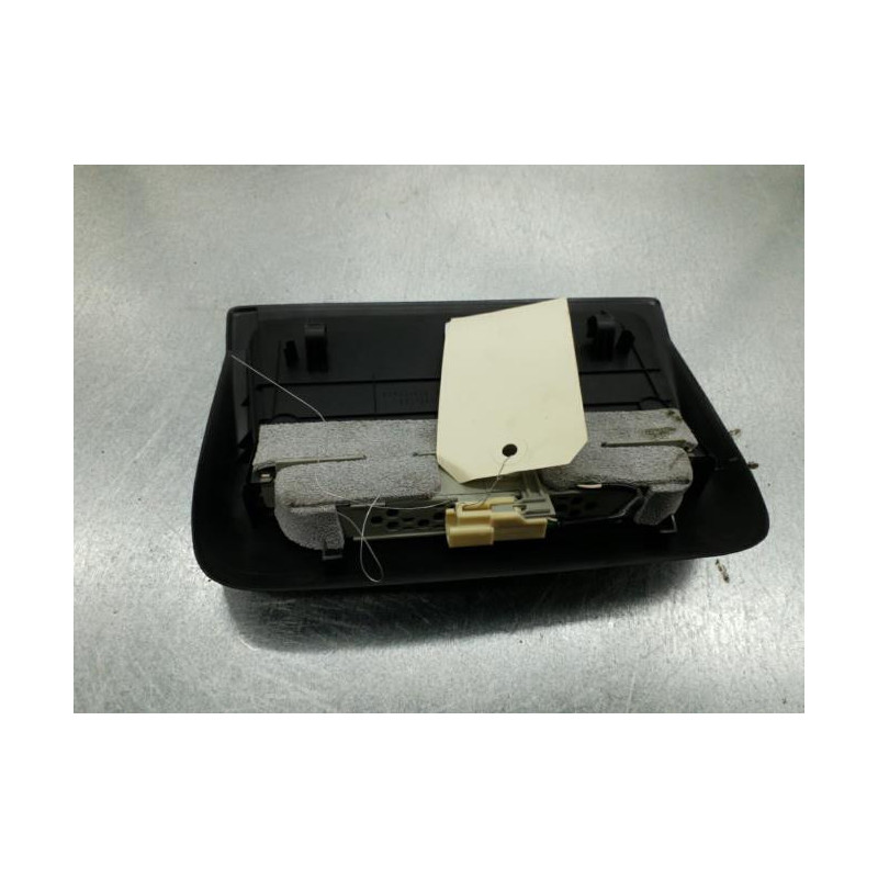 Feu arriere stop central LEXUS IS 2 Photo n°1