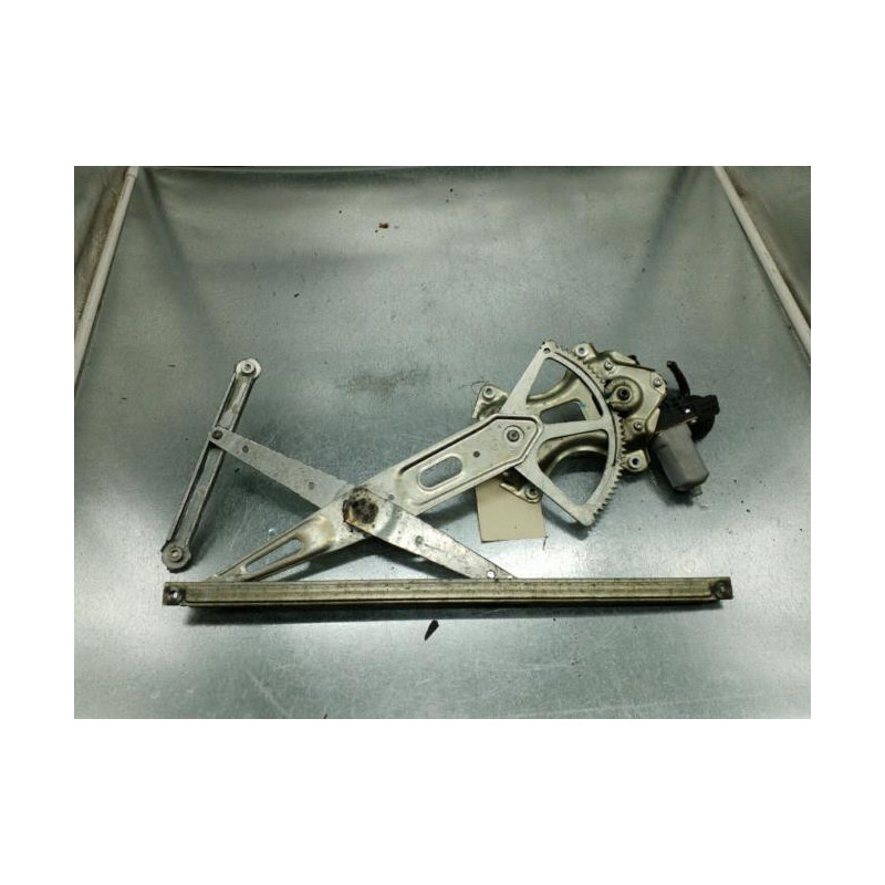 Leve vitre electrique avant gauche LEXUS IS 2 Photo n°1