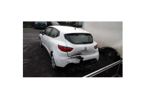 Feu arriere stop central RENAULT CLIO 4 Photo n°6