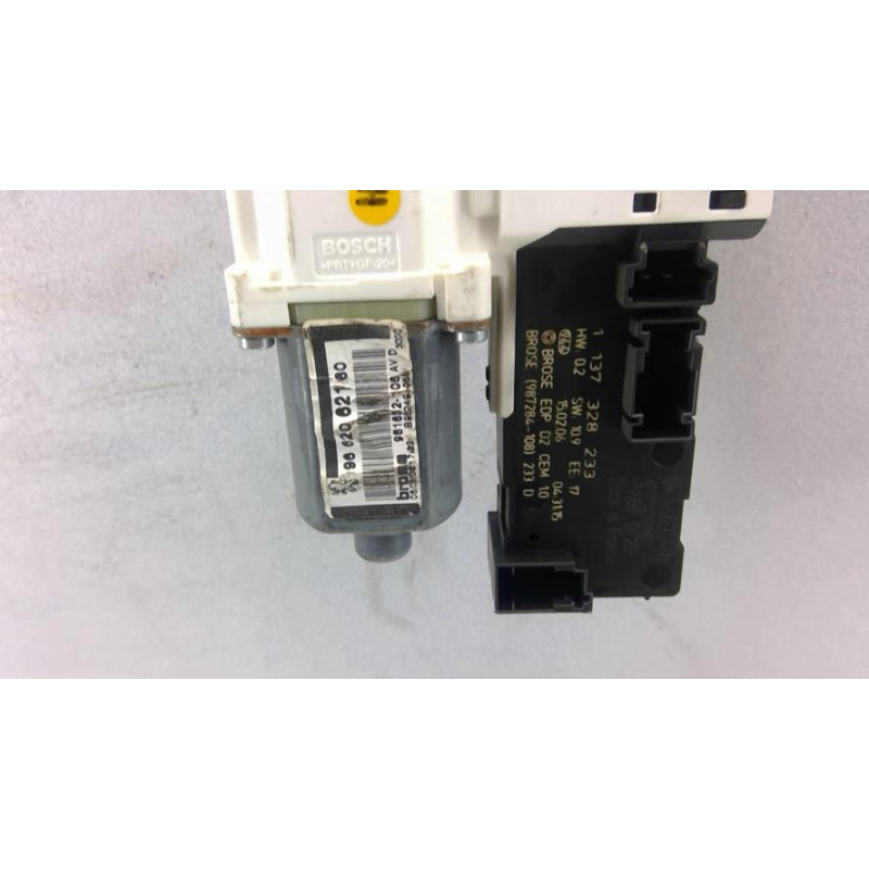 Leve vitre electrique avant droit PEUGEOT 407 Photo n°1