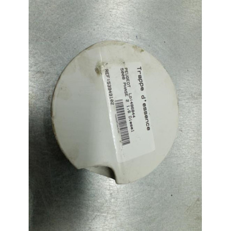 Trappe d'essence PEUGEOT 5008 1