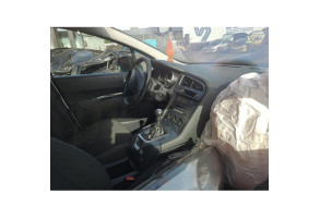 Trappe d'essence PEUGEOT 5008 1 Photo n°14