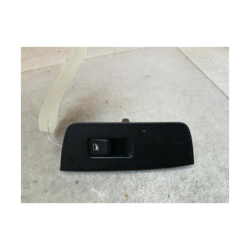 Interrupteur de leve vitre avant droit AUDI A1 1 Photo n°1