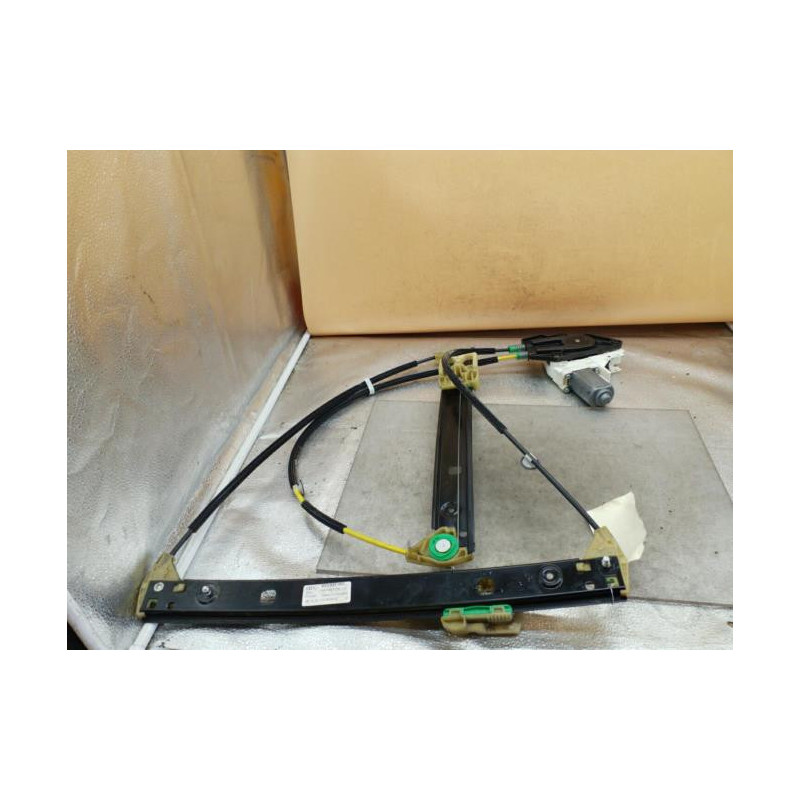 Leve vitre electrique avant droit AUDI A1 1 Photo n°1