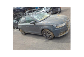 Pare boue arriere droit AUDI A1 1 Photo n°16