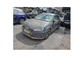 Trappe d'essence AUDI A1 1 Photo n°9