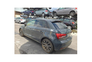 Trappe d'essence AUDI A1 1 Photo n°17