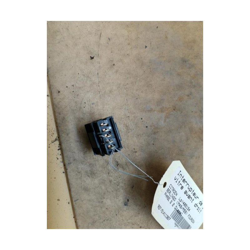 Interrupteur de leve vitre avant droit CITROEN BERLINGO 1 Photo n°1