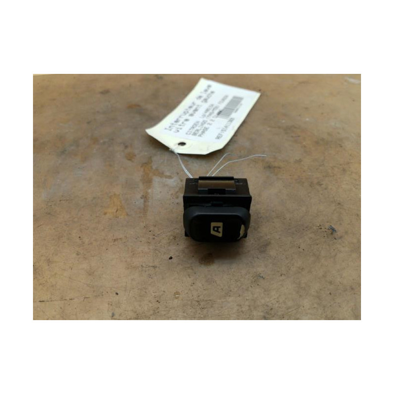 Interrupteur de leve vitre avant gauche CITROEN BERLINGO 1 Photo n°1