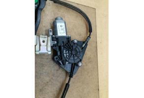 Leve vitre electrique avant gauche VOLKSWAGEN UP Photo n°2