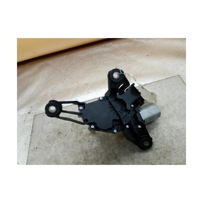 Moteur essuie glace arriere TOYOTA YARIS 2 Photo n°1