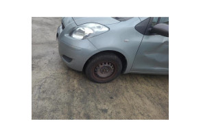 Moteur essuie glace arriere TOYOTA YARIS 2 Photo n°8