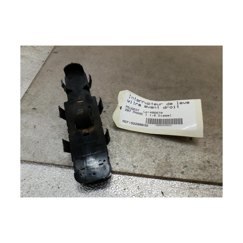 Interrupteur de leve vitre avant droit PEUGEOT 207 Photo n°1