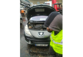 Interrupteur de leve vitre avant droit PEUGEOT 207 Photo n°3