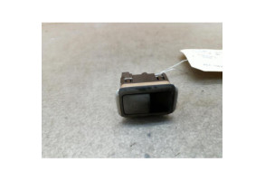 Interrupteur de leve vitre arriere droit MERCEDES CLASSE C 204 Photo n°1