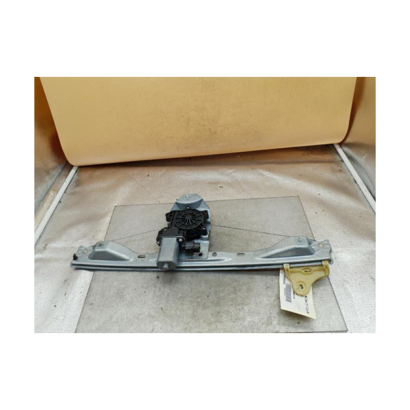 Leve vitre electrique avant gauche RENAULT TWINGO 3 Photo n°1