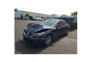 Feu arriere stop central BMW SERIE 5 E60 Photo n°10