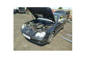 Malle/Hayon arriere MERCEDES CLASSE CLK 209 Photo n°13