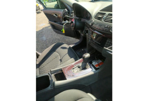 Moteur essuie glace avant MERCEDES CLASSE E 211 Photo n°8