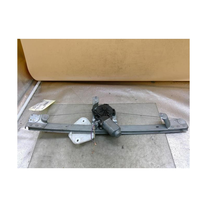 Leve vitre electrique avant droit DACIA LOGAN 1 Photo n°1