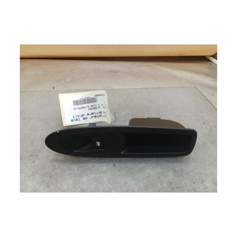 Interrupteur de leve vitre arriere droit CITROEN C4 2 Photo n°1