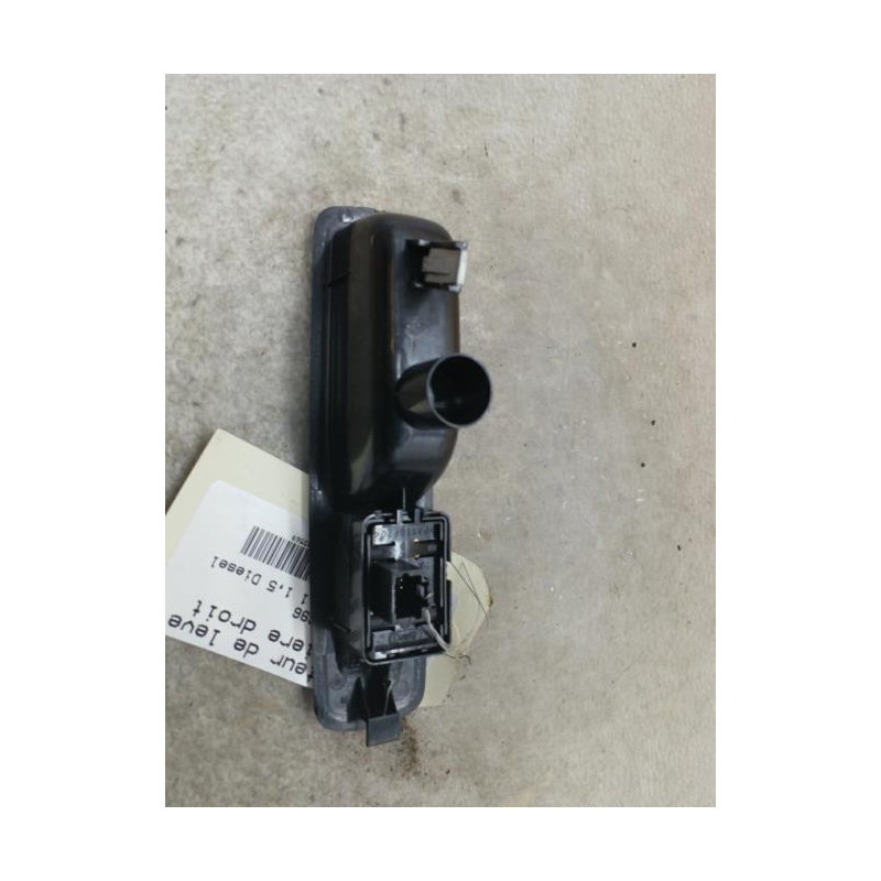 Interrupteur de leve vitre arriere droit RENAULT MEGANE 3 Photo n°1