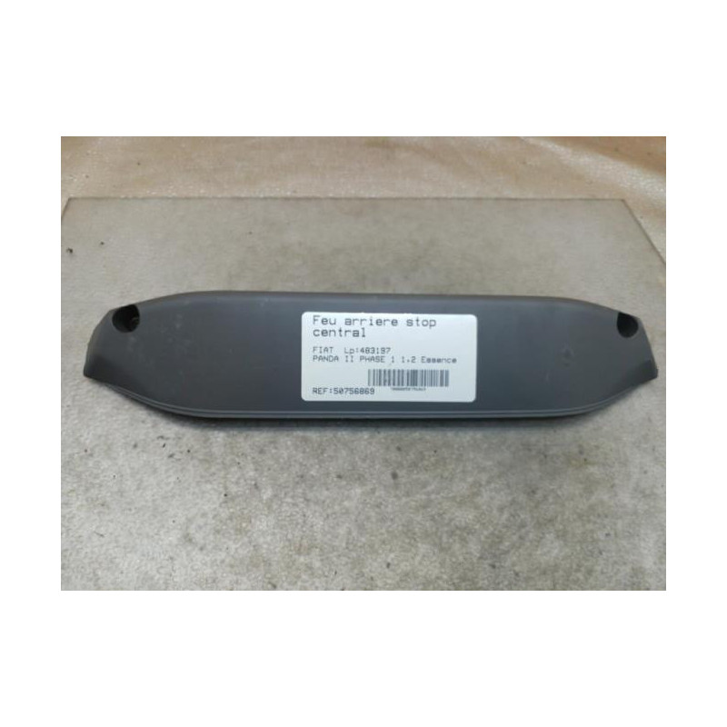 Feu arriere stop central FIAT PANDA 2 Photo n°1