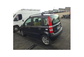 Feu arriere stop central FIAT PANDA 2 Photo n°3