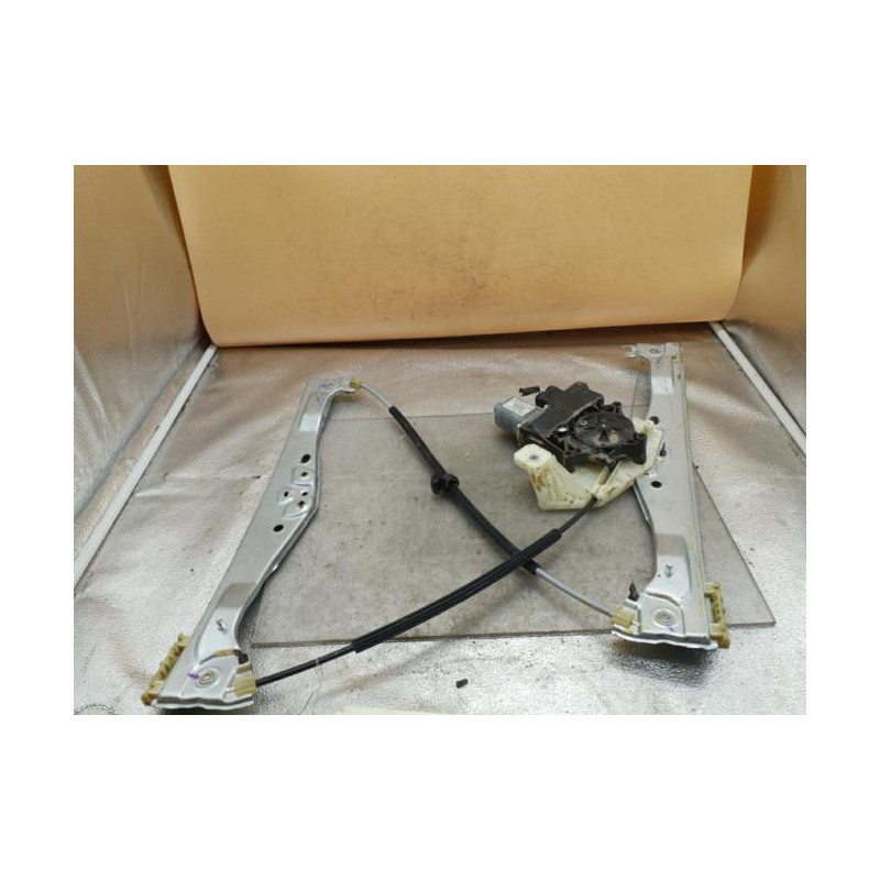 Leve vitre electrique avant droit CITROEN C4 CACTUS Photo n°1