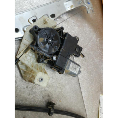 Leve vitre electrique avant gauche CITROEN C4 CACTUS