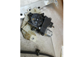 Leve vitre electrique avant gauche CITROEN C4 CACTUS Photo n°1