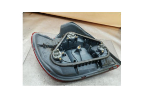 Feu arriere principal droit (feux) TOYOTA YARIS 1 Photo n°1