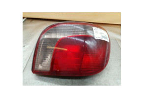 Feu arriere principal droit (feux) TOYOTA YARIS 1 Photo n°2