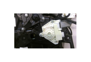 Leve vitre electrique avant gauche MERCEDES CLASSE GLC 253 Photo n°3