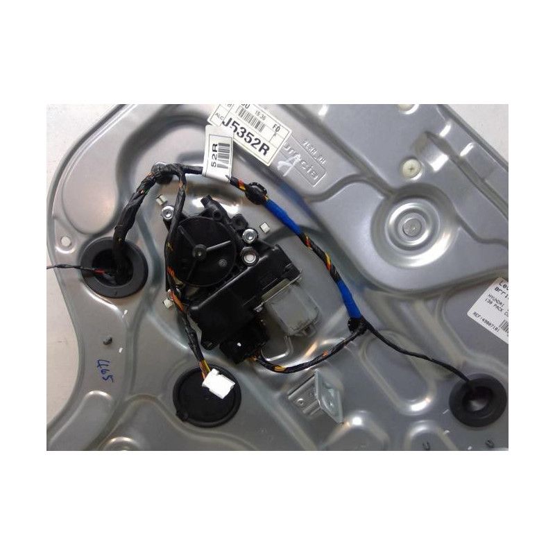 Leve vitre electrique arriere droit HYUNDAI I 30 1 Photo n°1