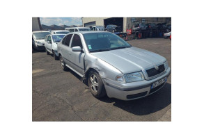 Feu arriere principal droit (feux) SKODA OCTAVIA 1 Photo n°6