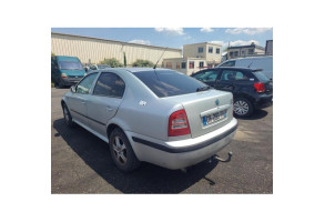 Feu arriere principal droit (feux) SKODA OCTAVIA 1 Photo n°14