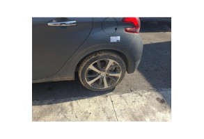 Leve vitre electrique avant gauche PEUGEOT 208 1 Photo n°11