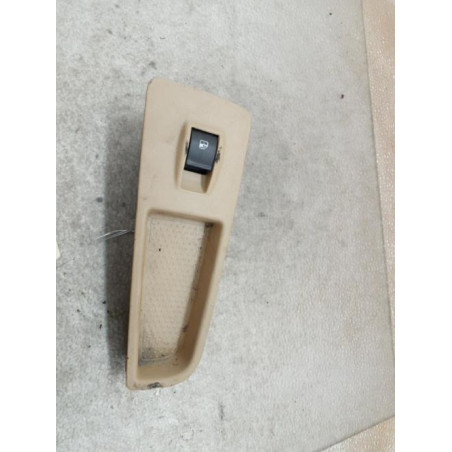 Interrupteur de leve vitre arriere gauche LANCIA DELTA 3