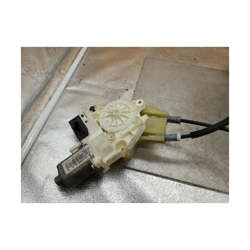 Leve vitre electrique arriere gauche RENAULT LAGUNA 3 Photo n°1
