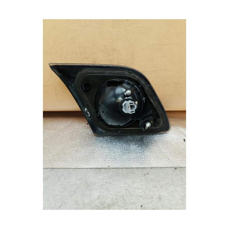 Feu arriere secondaire droit (feux) MAZDA 3 1 Photo n°1