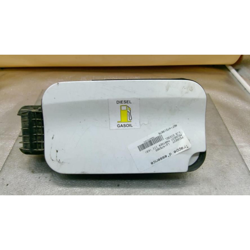 Trappe d'essence PEUGEOT PARTNER 3 Photo n°1