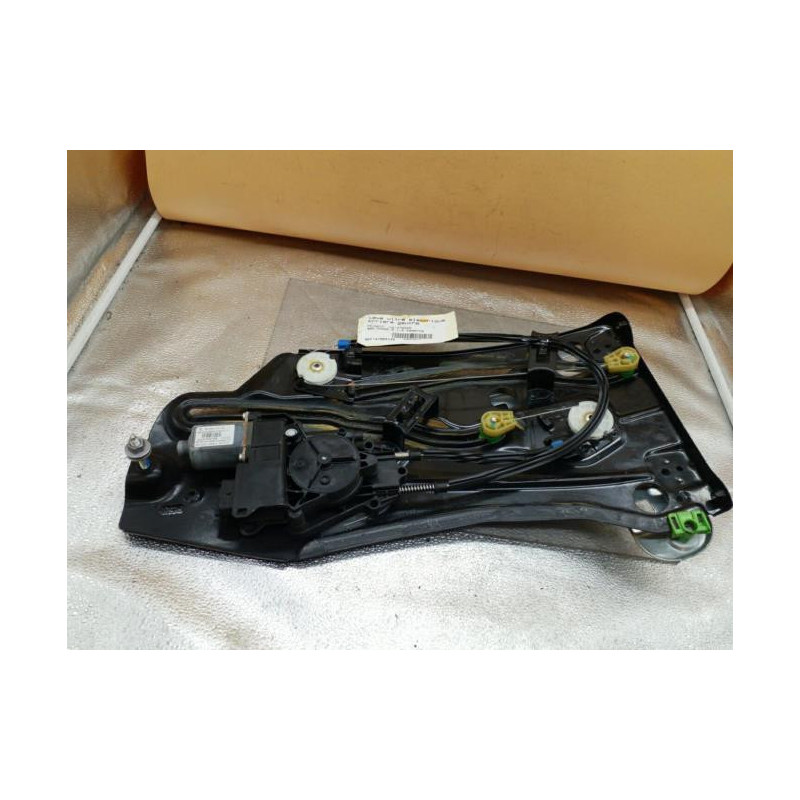 Leve vitre electrique arriere gauche PEUGEOT 308 1 Photo n°1