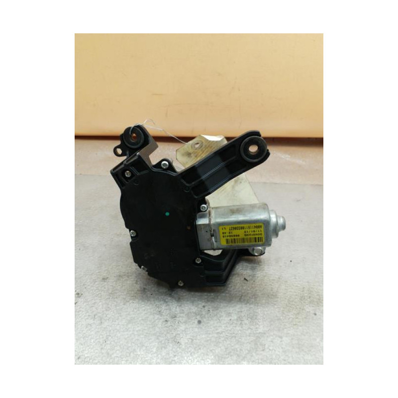 Moteur essuie glace arriere CHEVROLET ORLANDO Photo n°1