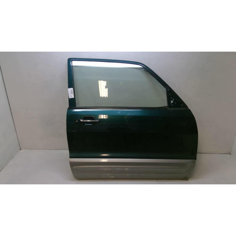 Porte avant droit MITSUBISHI PAJERO 3 Photo n°1